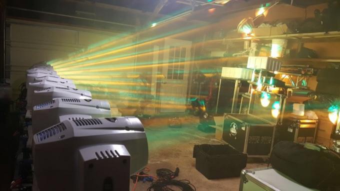 Sharpy Beam 7r 230W Moving Head Light (16/24prism / Touch Screen)